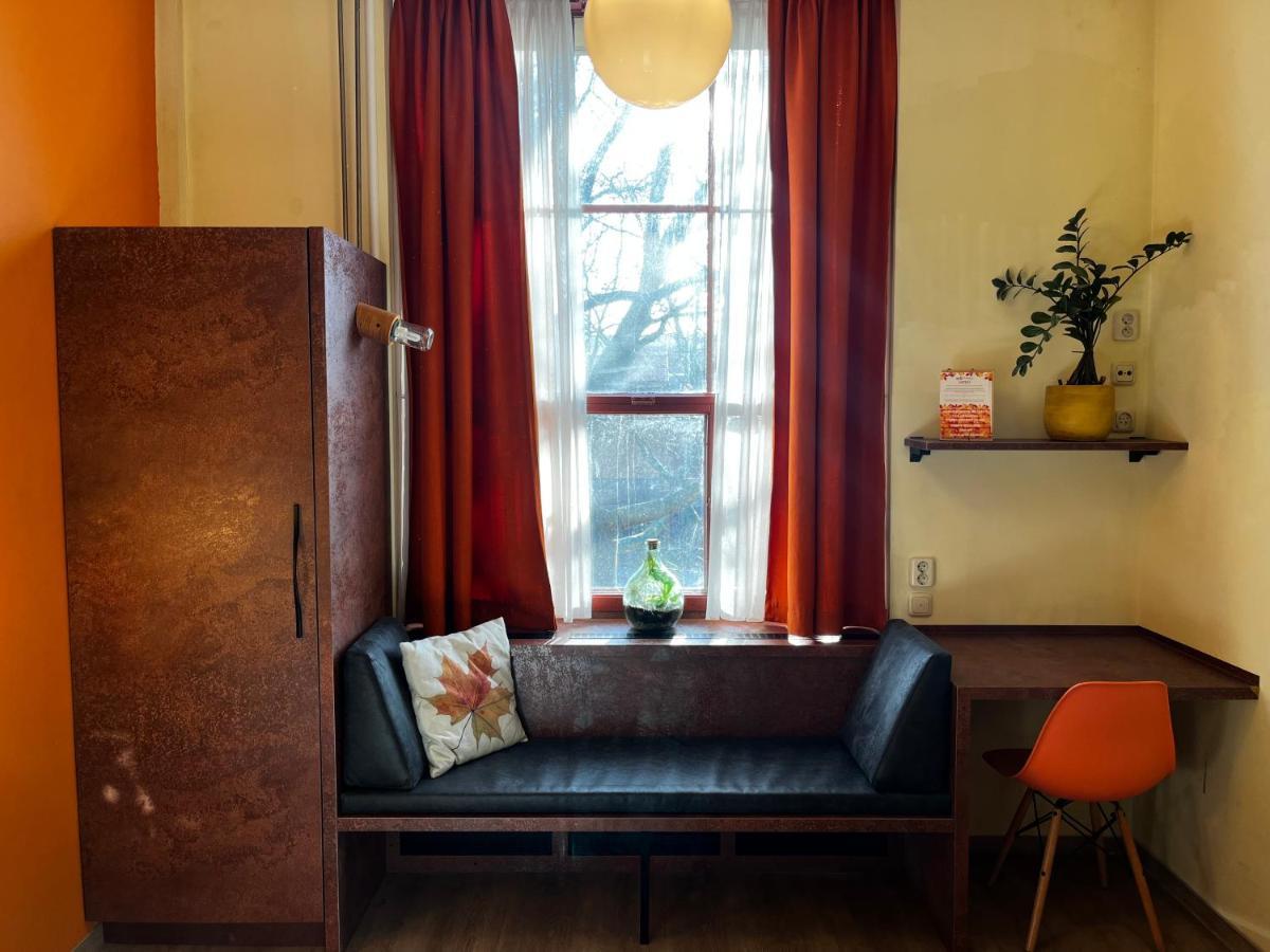 Hotel De Plataan Delft Centrum Екстериор снимка