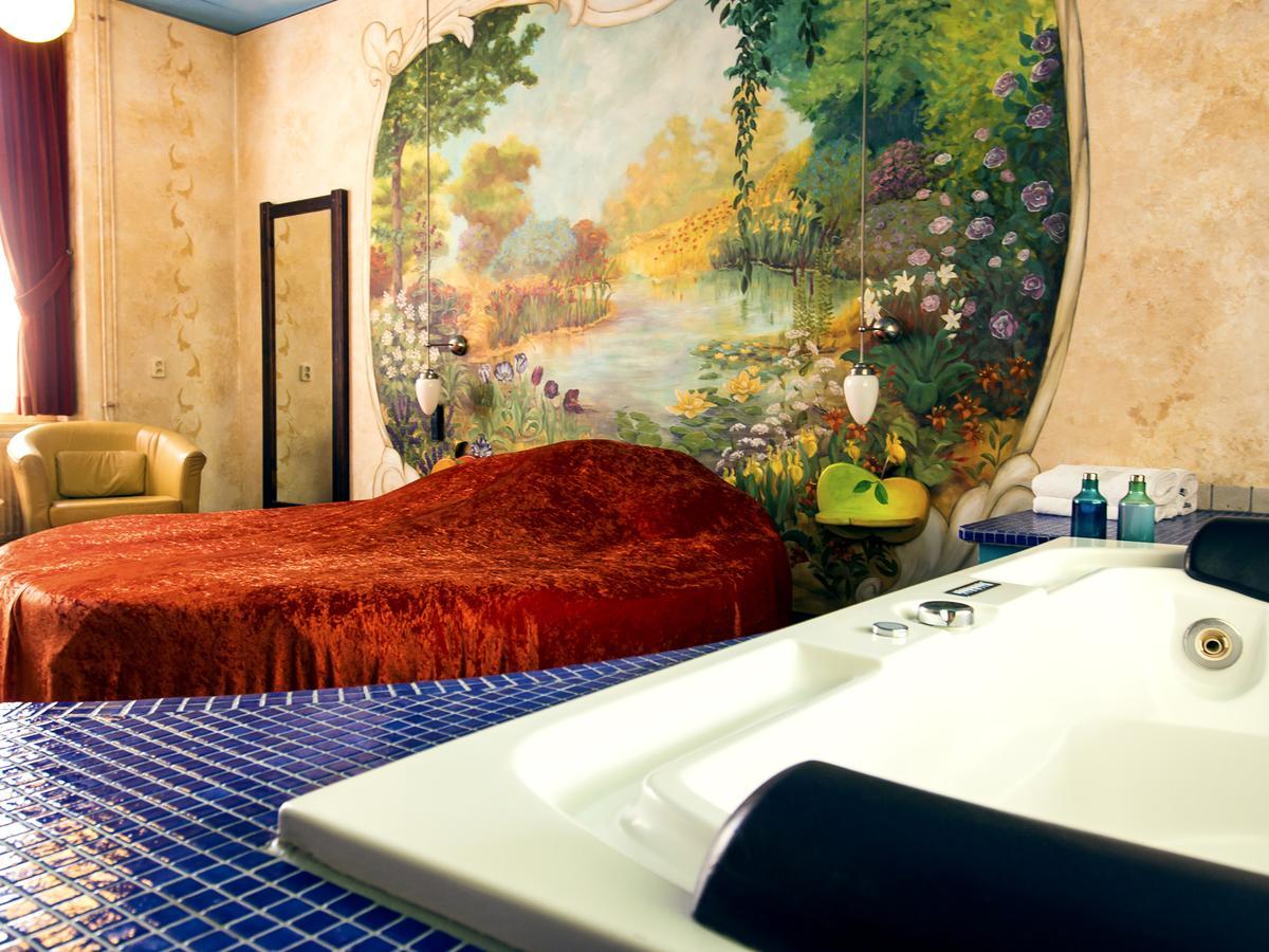 Hotel De Plataan Delft Centrum Екстериор снимка
