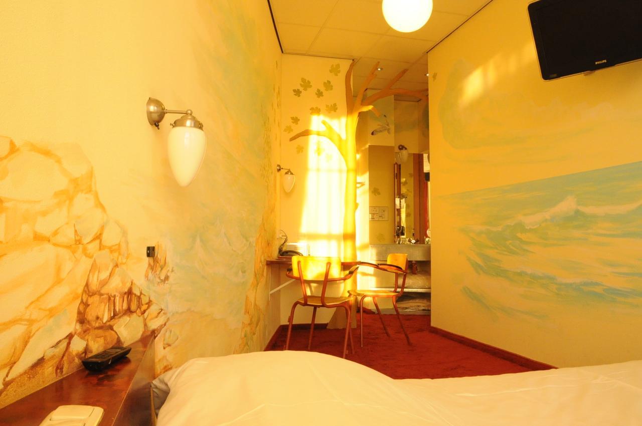 Hotel De Plataan Delft Centrum Стая снимка