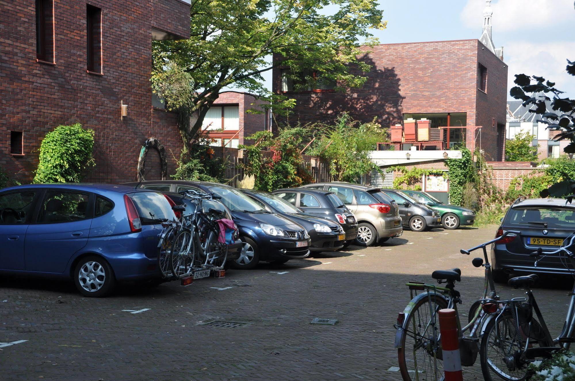 Hotel De Plataan Delft Centrum Екстериор снимка